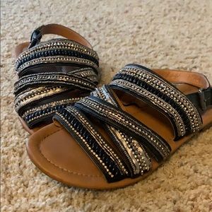 White mountain sandals